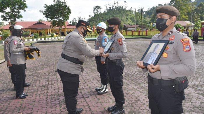 Terbukti Terlibat Narkoba, Tiga Anggota Polres Morowali Utara Dipecat Tidak Hormat